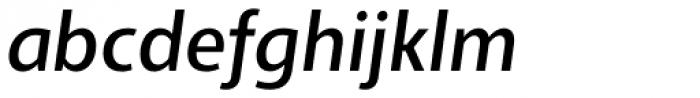 Adora Compact PRO medium Italic