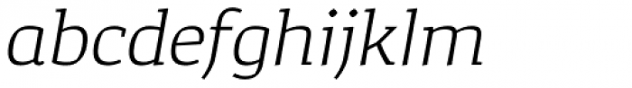 Corpo Serif Light italic