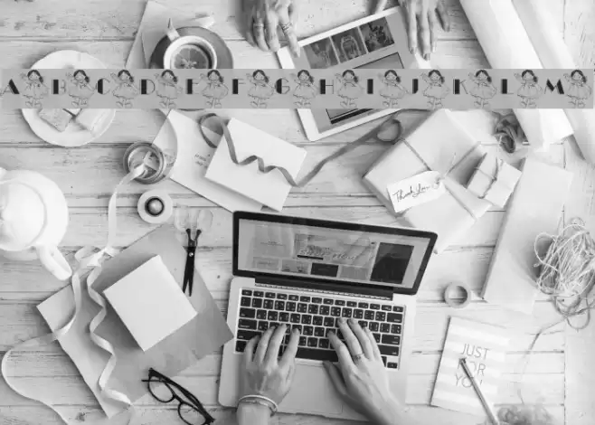 101! Ashleigh's Dolly Font examples