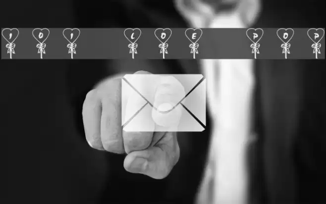 101! Love PoP Font examples