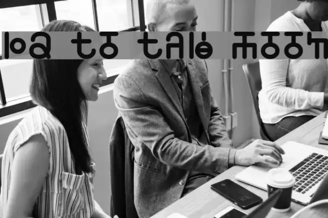 12 to the Moon Font examples