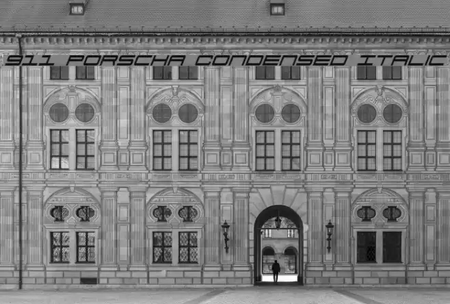 911 Porscha Condensed Italic Шрифта examples