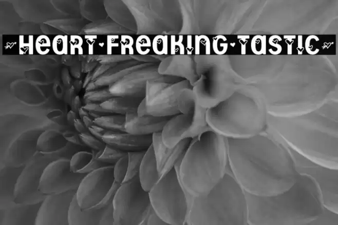 *Heart^Freaking^Tastic* Font examples
