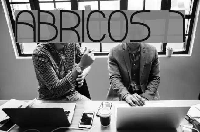 ABRICOS 7 Font examples