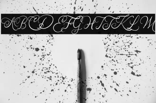 AdolleBright-Regular Caratteri examples