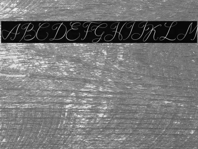 Adora Queen Personal Use Schriftart examples