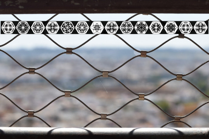 Adornos Regular Example 2