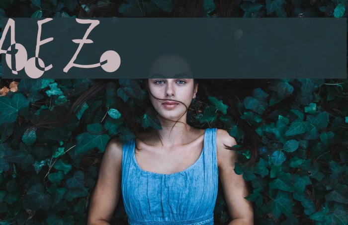 AEZmoonbeam Font examples