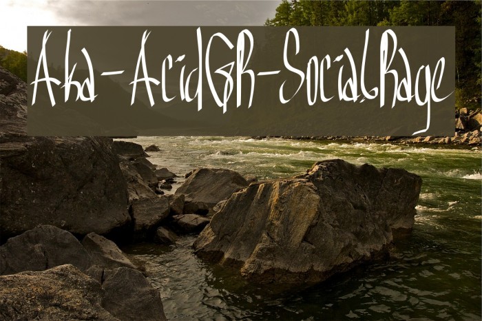 Aka-AcidGR-SocialRage Font examples