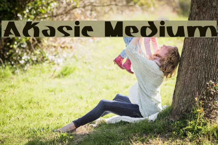 Akasic Medium Font examples