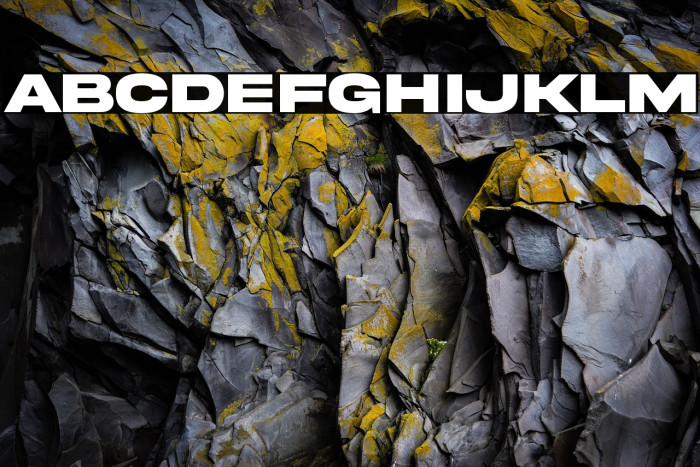 AkiraExpanded-SuperBold Example 3