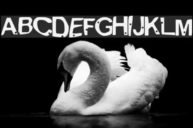 Alien MarksmanRegular Caratteri examples