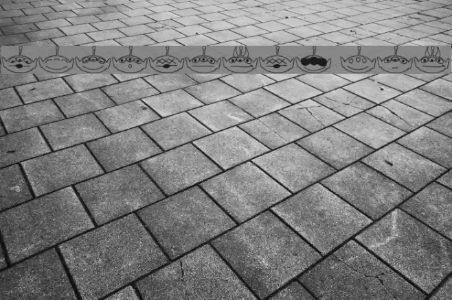 Aliencons two Font examples