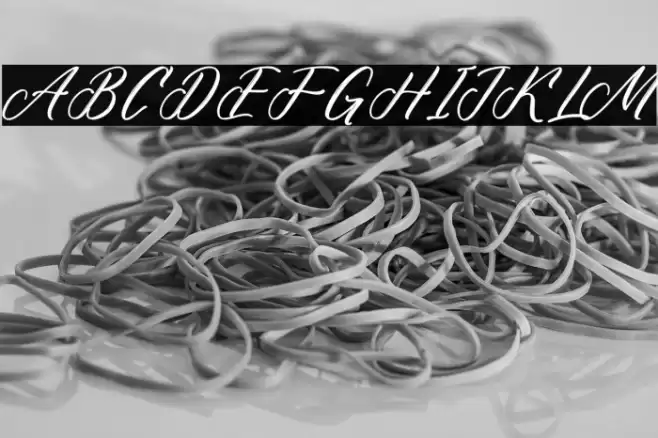 Alldegha Ramture DEMO VERSION Italic Font examples