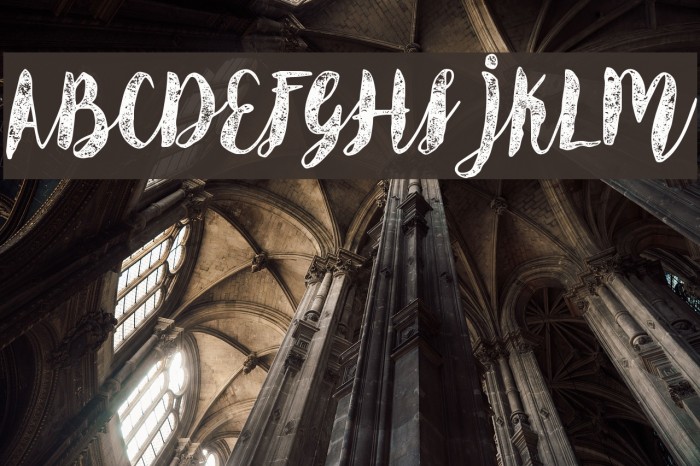 Angeline Vintage Font examples