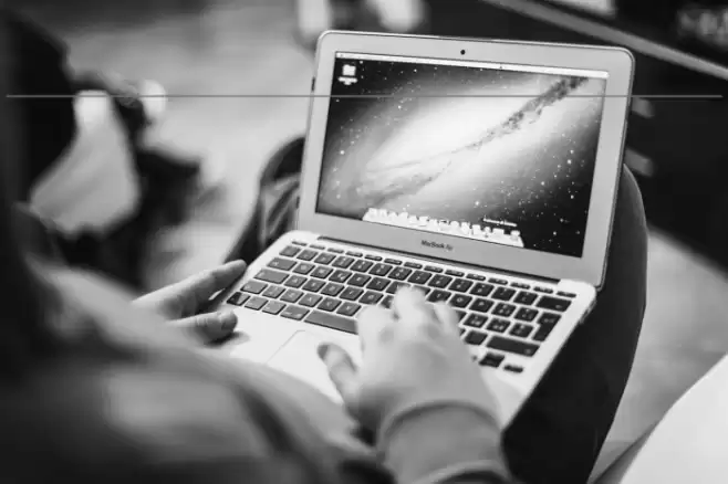 animaltracksPQSEWVRZ Font examples