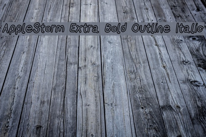 AppleStorm Extra Bold Outline Italic Font examples