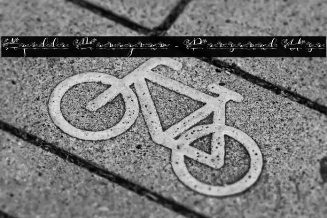 Aqille Monogram - Personal Use फ़ॉन्ट examples