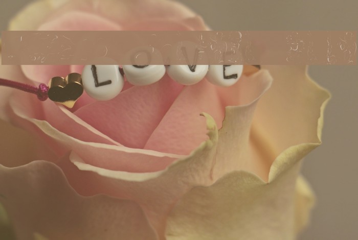 Art Nouveau Blume Font examples