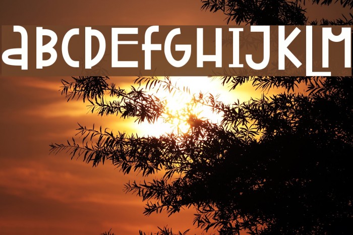 Attracted Monday Font examples