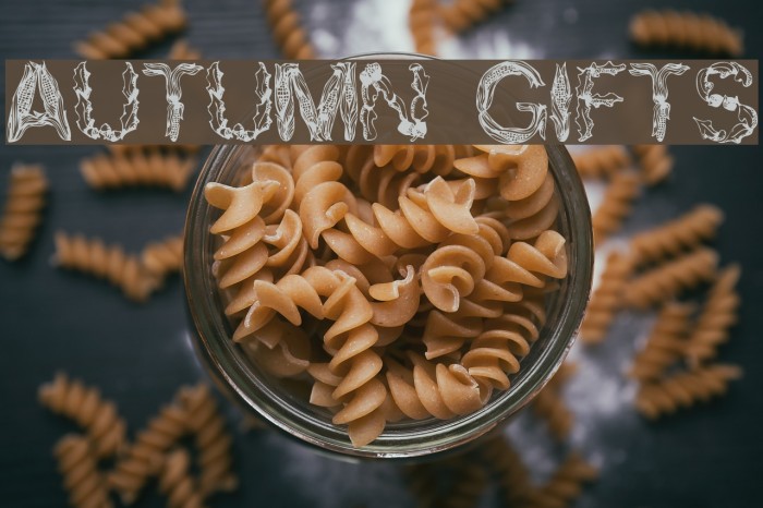 Autumn Gifts Font examples