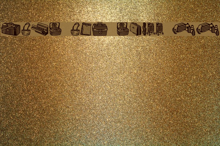 Bags and stuff II Font examples