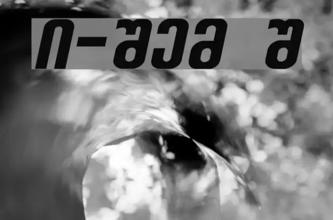 Balavery-ITV Italic Font examples