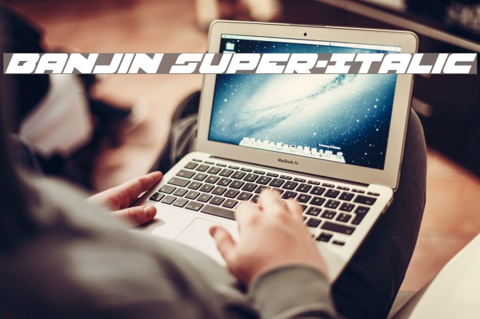 Banjin Super-Italic Font examples