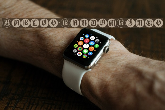 Barlos-RandomRings Font examples