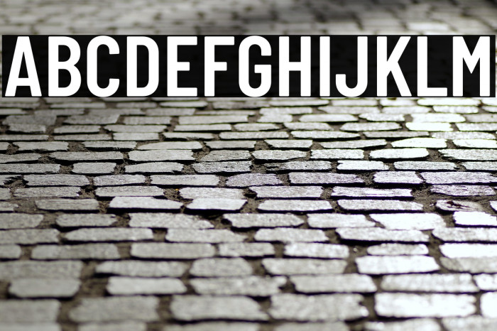 Barlow Condensed SemiBold Example 1