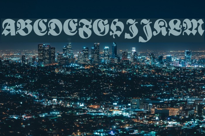 Bayreuth Font examples