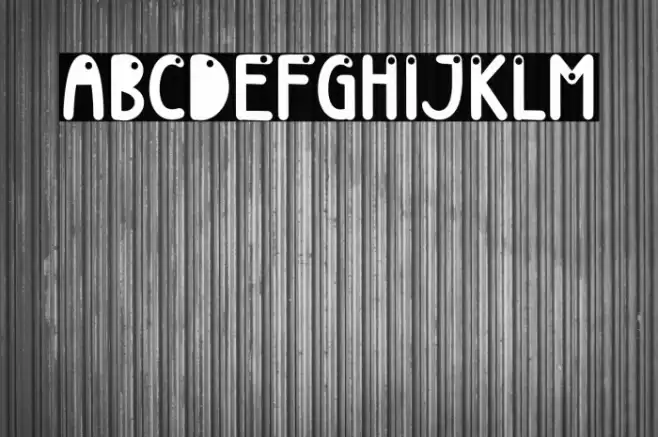 Beach Ball Font examples