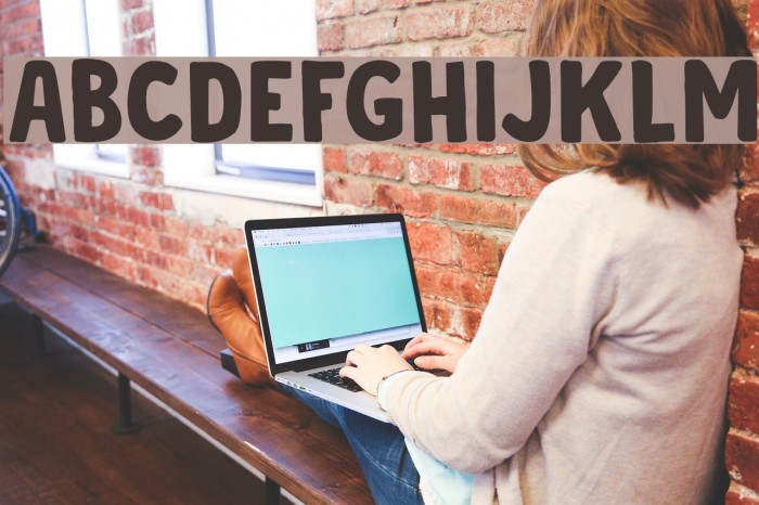 Beanstalker DEMO Regular Font examples