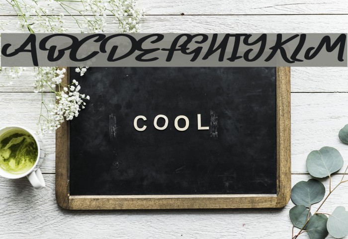 Belly Queens Font examples