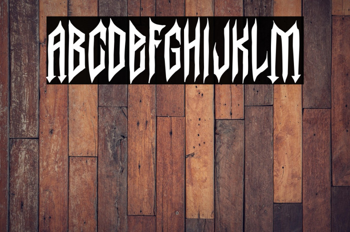 Berlin Dark Party Example 2