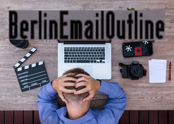 BerlinEmailOutline Fonte examples