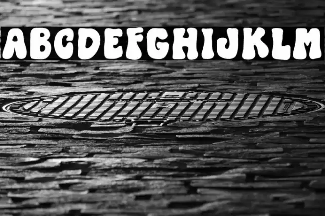 Black Hulk Regular Font examples