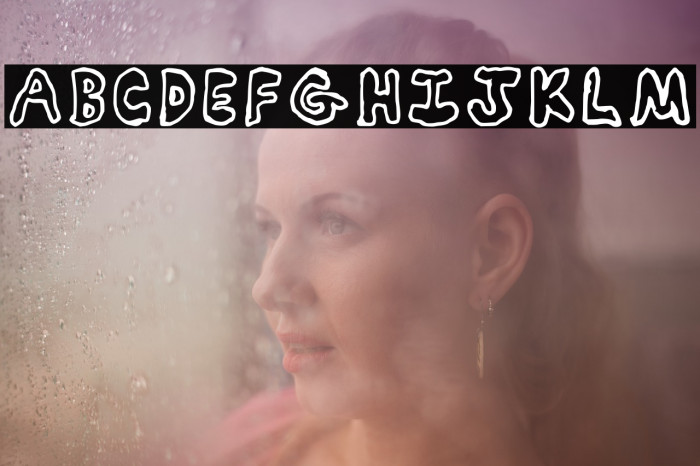 Blacktikey Regular Шрифта examples