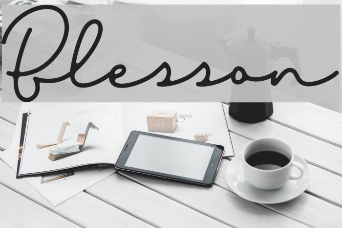 Blesson Font examples