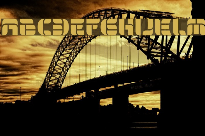 BloneschaBold Font examples
