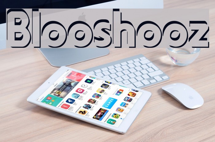Blooshooz Font examples