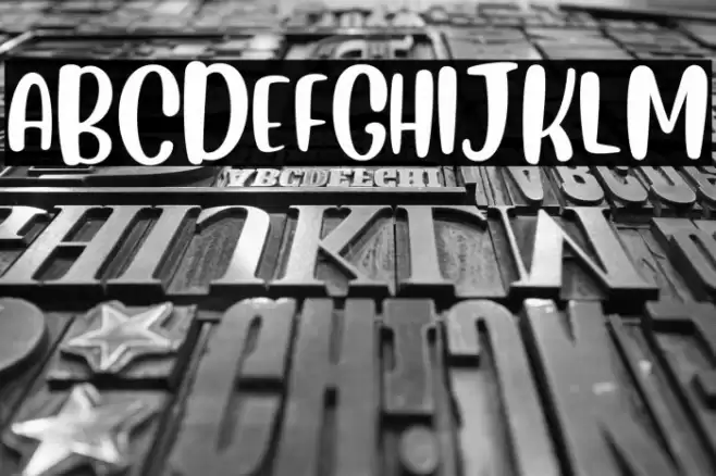 Blueberry Regular Font examples