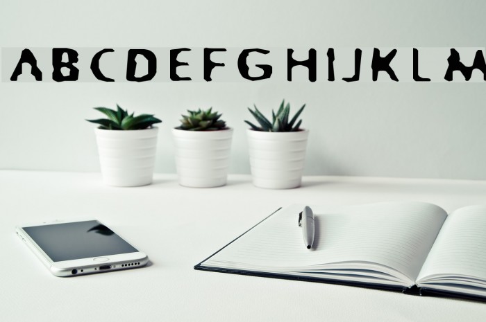 BlurrdWide Font examples