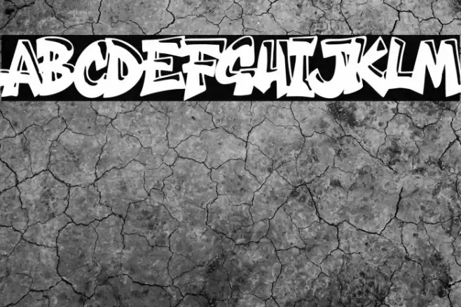 Boardgame PERSONAL USE Regular Font examples