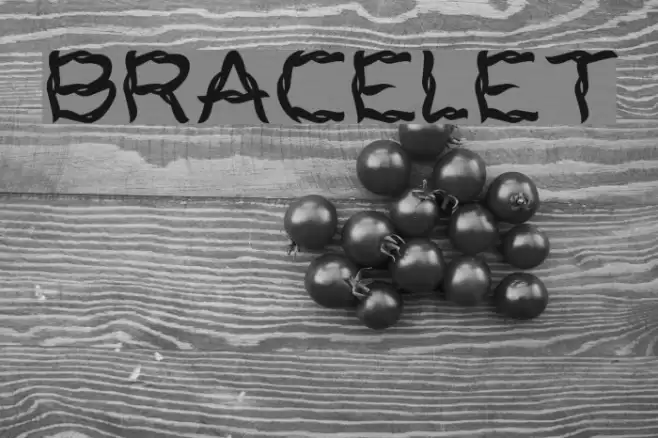 BRACELET Font examples