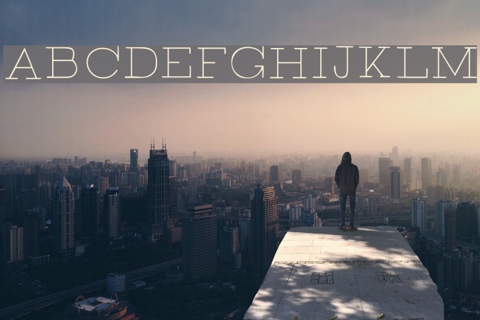 BROKEN thin demo Font examples
