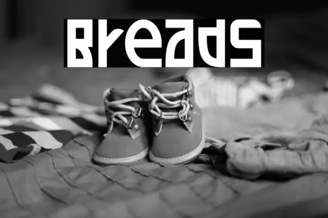 Breads Font examples