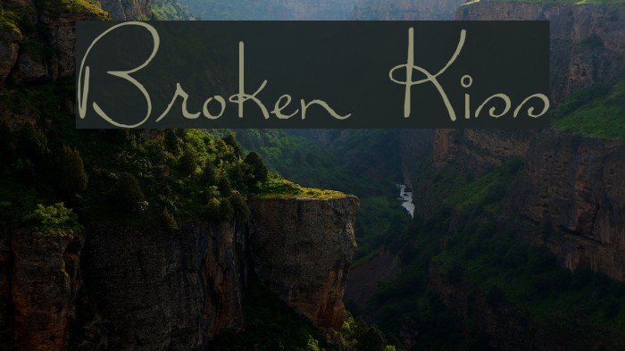 Broken Kiss Font examples