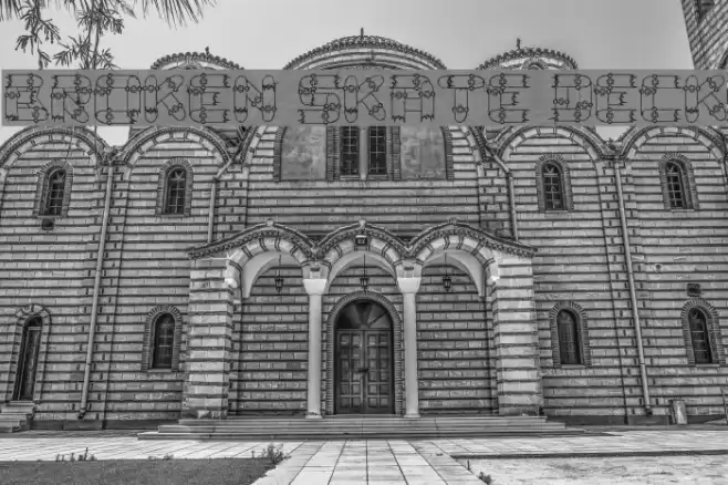 Broken Skate deck Font examples