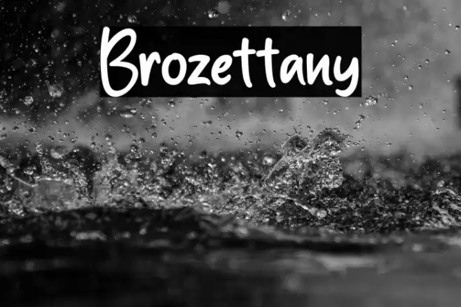 Brozettany Font examples